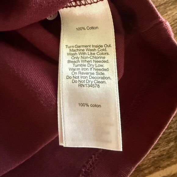 Vineyard Vines Maroon Long Sleeve Pocket Tee Boys' 5 - Picture 10 of 10